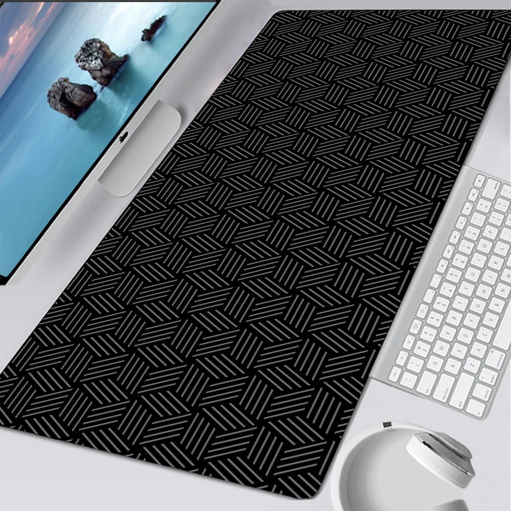 Gaming Accessories For Your Desk - Tapis de souris hexagonal noir pour